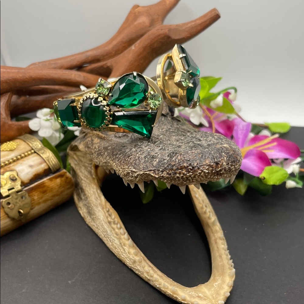 Juliana verified clamper bracelet vintage
